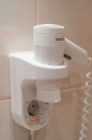 Гостиница Прикамье Пермь Двухместный номер с 2 отдельными кроватями-8