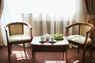 Гостиница Прикамье Пермь Двухместный номер с 1 кроватью и балконом-2