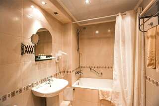 Гостиница Прикамье Пермь Улучшенный одноместный номер-8