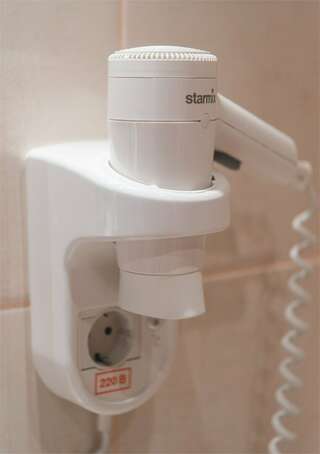 Гостиница Прикамье Пермь Двухместный номер с 1 кроватью и балконом-10